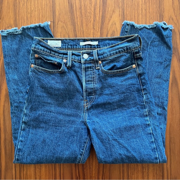 Levi’s Wedgie Straight Women’s Jeans Size 27 - Picture 3 of 4